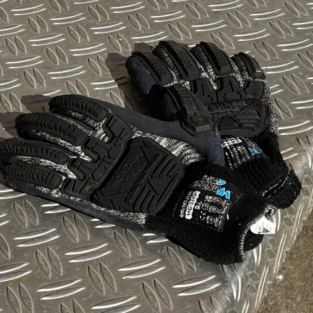test-wonder-grip-wg-33fp-ironshield-1